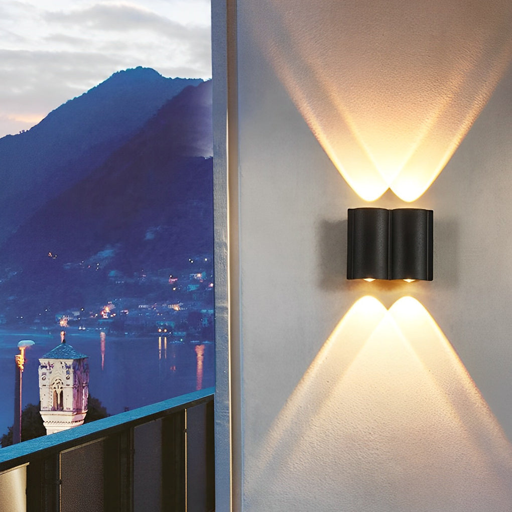 Modern LED Outdoor Wall Sconce – Black Aluminum Waterproof Fixture for Porch, Patio & Entryway Lighting | Lonoma