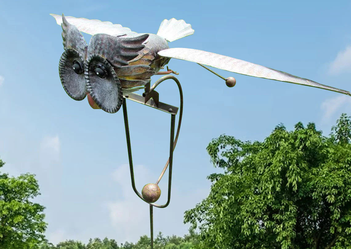 Metal Garden Wind Spinner Bird Sculpture with Moving Wings for Yard Lawn Outdoor Patio Decor Weatherproof Kinetic Art | Lonoma