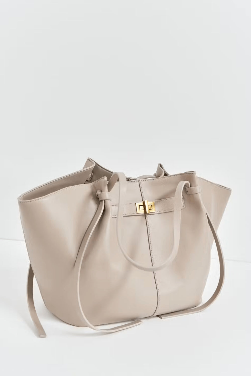 Structured Leather Shoulder Tote with Hardware Accent – Large Carryall for Work, Travel & Everyday | Lonoma