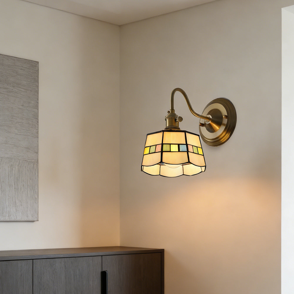 Art Deco Stained Glass Wall Sconce with Copper Finish – Vintage Style Accent Lighting for Hallway, Study Room, Living Room – E27 Socket | Lonoma
