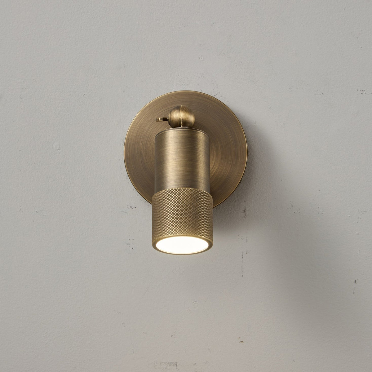 Integrated LED Wall Sconce 6W Brass Metal Warm Light Fixture for Hallway Bedroom Living Room Bathroom Vanity Modern Industrial Accent Light | Lonoma