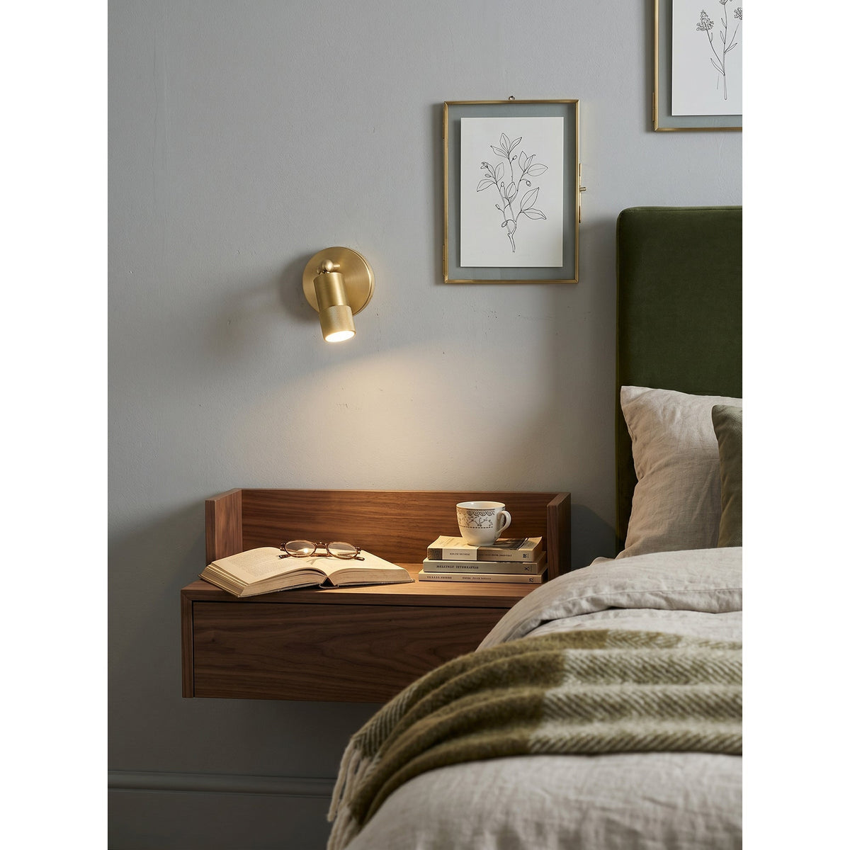 Integrated LED Wall Sconce 6W Brass Metal Warm Light Fixture for Hallway Bedroom Living Room Bathroom Vanity Modern Industrial Accent Light | Lonoma