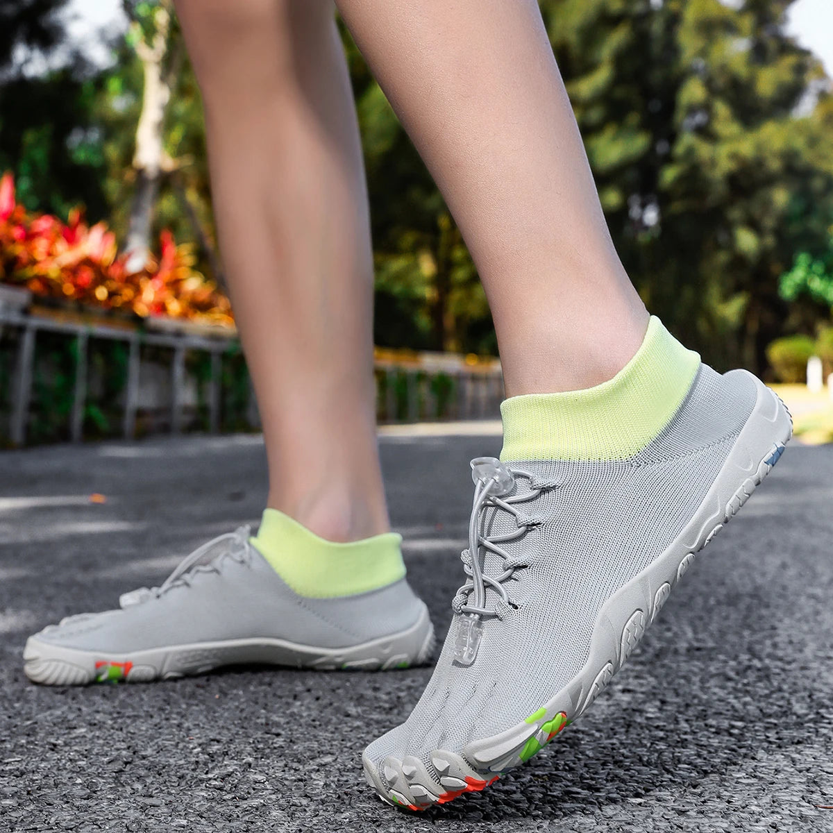 Five-Toe Water Shoes for Men Lightweight Aqua Socks for Beach Swimming Pool Yoga Barefoot Training Sneakers | Lonoma