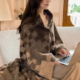 Plush Throw Blanket Plaid Wearable with Pockets Soft Fleece for Couch Bed Travel Fall Winter Home Decor | Lonoma