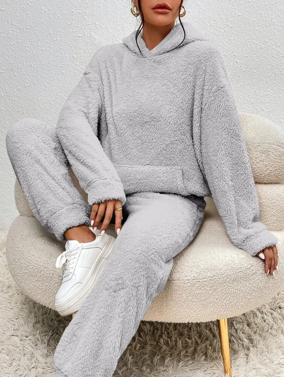 Hooded Fleece Lounge Set Women's Two-Piece Teddy Sweatsuit with Kangaroo Pocket for Winter Cozy Homewear Soft Plush Tracksuit | Lonoma