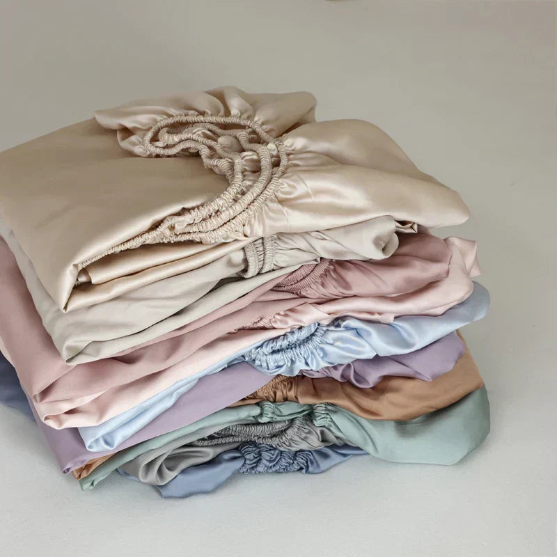 Pure Silk Fitted Sheet Set – Temperature Regulating, Skin-Friendly Bedding for Year-Round Comfort | Lonoma