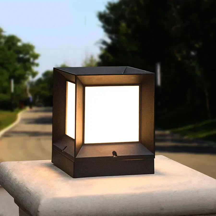 Outdoor Bollard Light 12W LED for Driveway, Pathway & Yard – Modern Black Post Lamp with Warm or Cool White | Lonoma