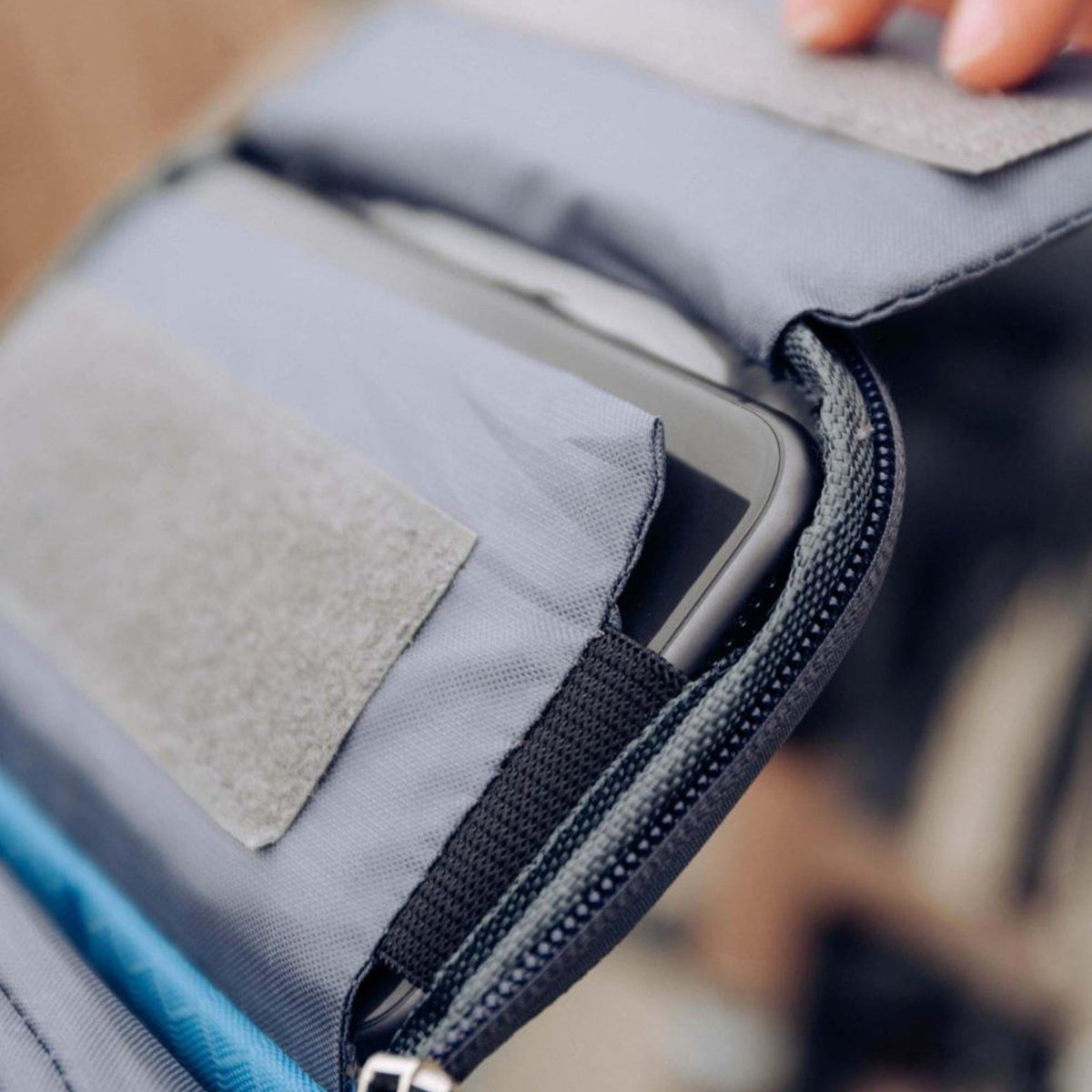 Bike Phone Mount Bag for Handlebars with Touch Window, Storage Pouch for Cycling Navigation, Keys & Essentials | Lonoma