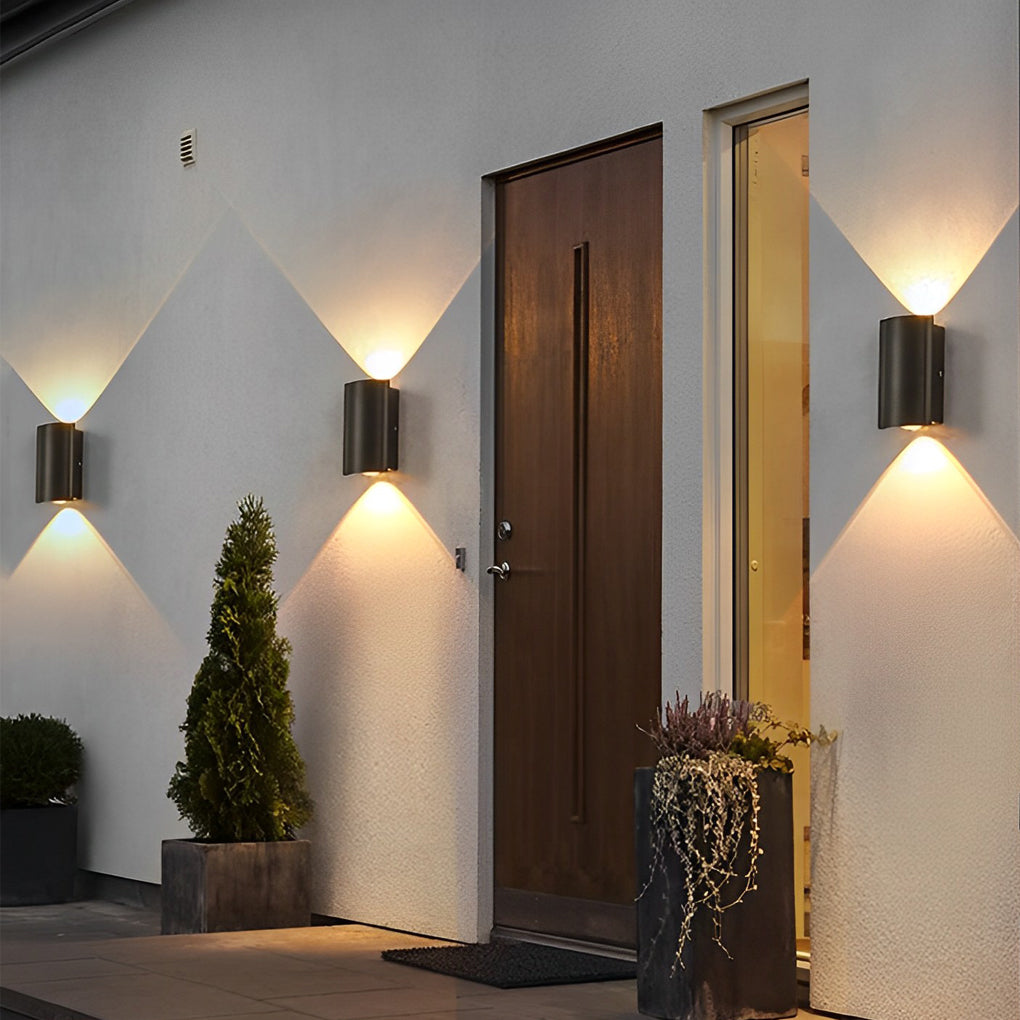 Modern LED Outdoor Wall Sconce – Black Aluminum Waterproof Fixture for Porch, Patio & Entryway Lighting | Lonoma