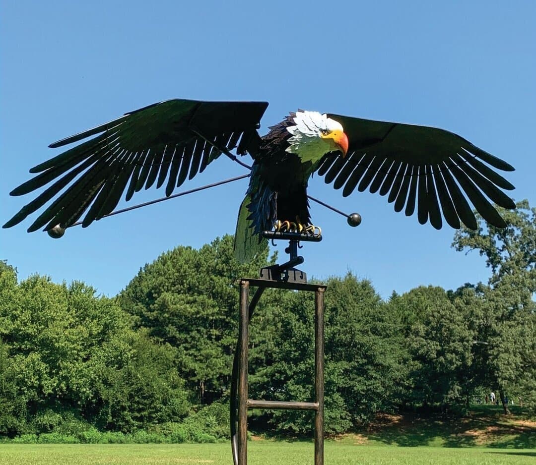 Metal Garden Wind Spinner Bird Sculpture with Moving Wings for Yard Lawn Outdoor Patio Decor Weatherproof Kinetic Art | Lonoma