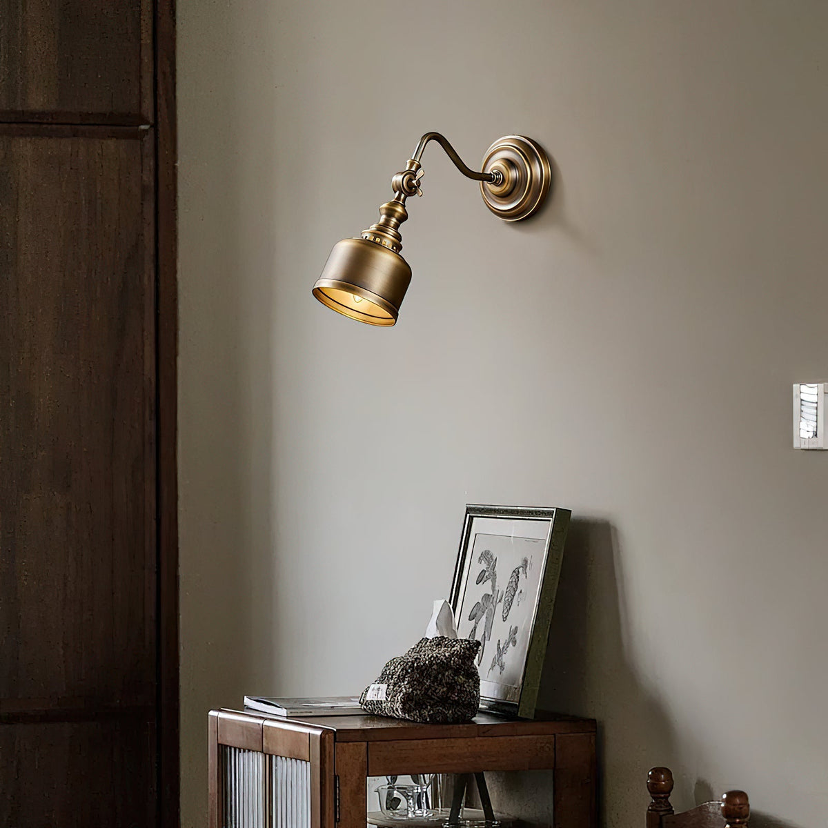 Adjustable Brass Wall Reading Light with Gooseneck Arm – Vintage Sconce for Bedroom, Bedside & Living Room | Lonoma