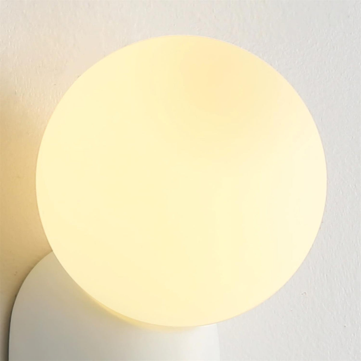 Spherical Resin Wall Light Fixture with Glass Globe – Modern Single-Bulb Sconce for Bathroom, Hallway, Bedroom – Dimmable G9 Socket | Lonoma