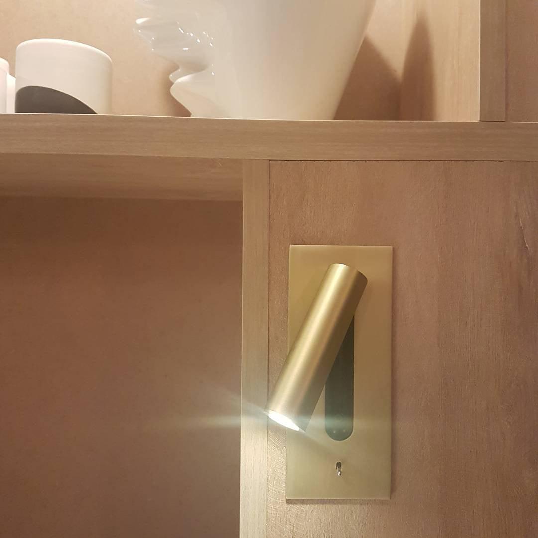 Industrial Wall Sconce with Adjustable Light Temperature 3000K-6000K Built-In Switch Aluminum Minimalist Wall Light for Living Room Bedroom | Lonoma