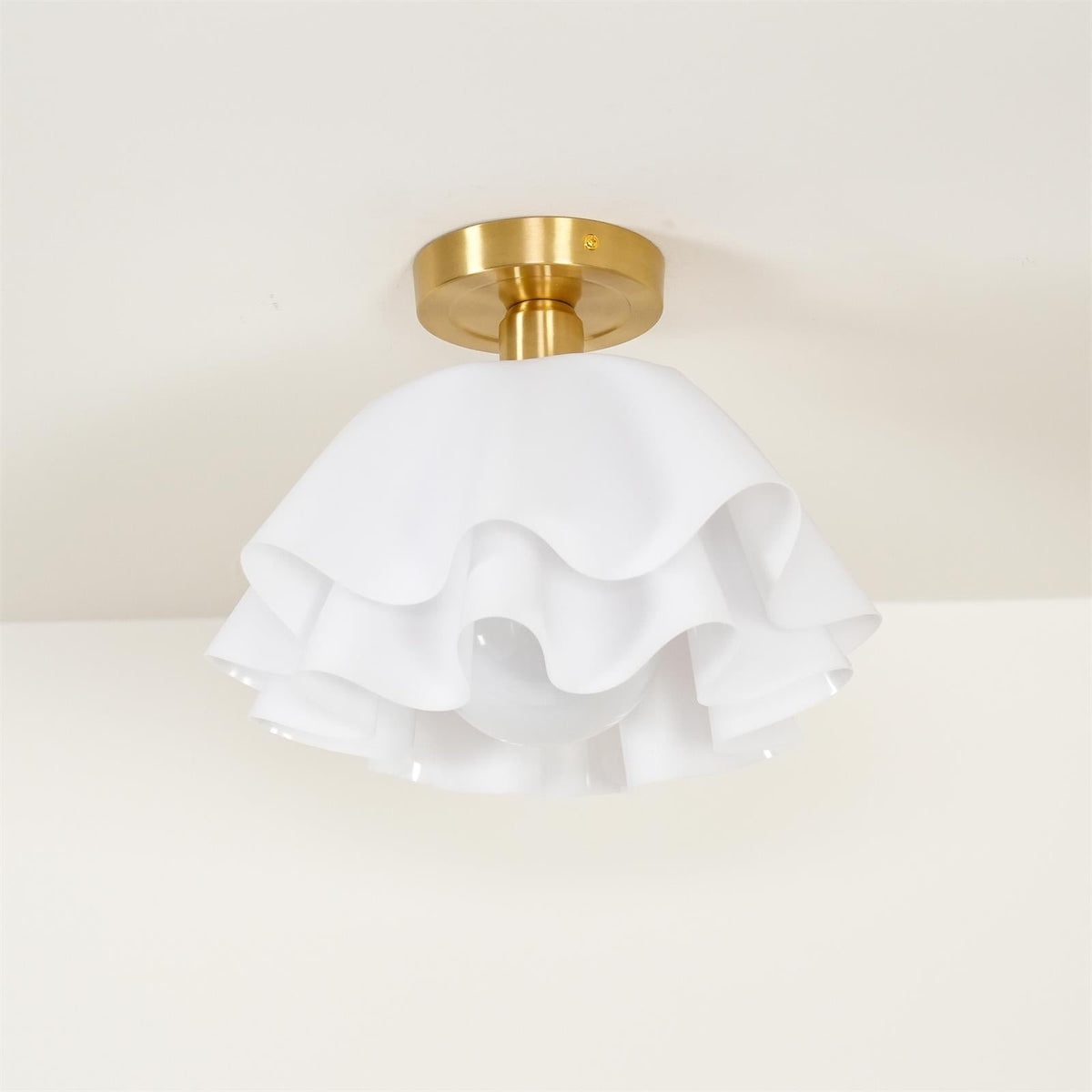 Flower-Shaped Ceiling Light Fixture Modern Sculptural Flush Mount E26 Base Indoor Metal Acrylic Shade for Bedroom Hallway Entryway | Lonoma