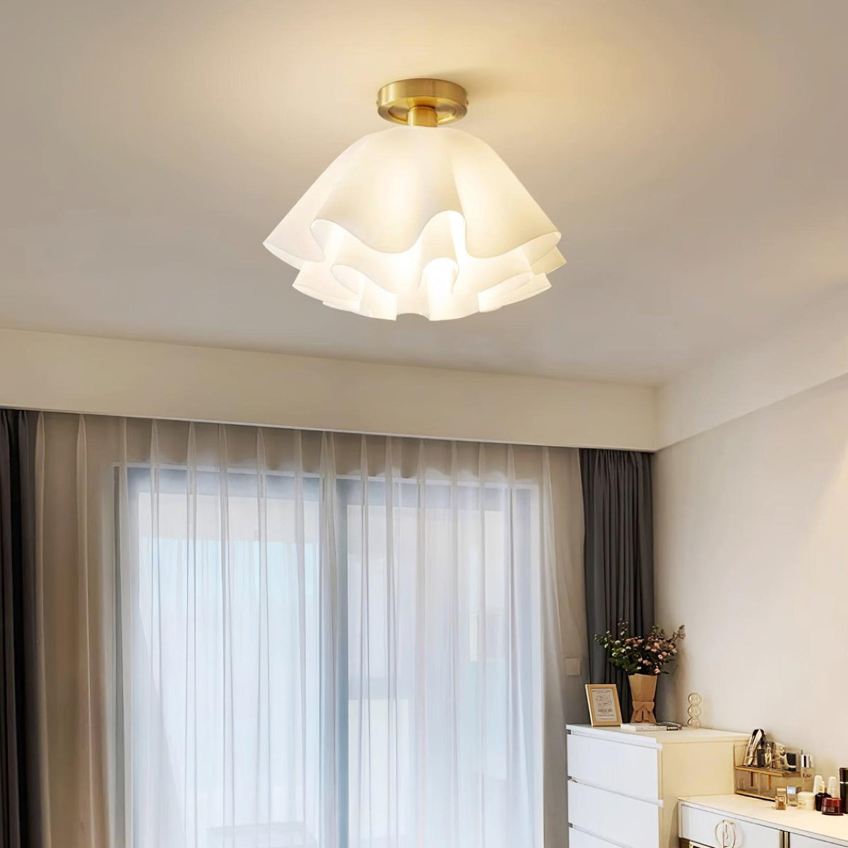 Flower-Shaped Ceiling Light Fixture Modern Sculptural Flush Mount E26 Base Indoor Metal Acrylic Shade for Bedroom Hallway Entryway | Lonoma