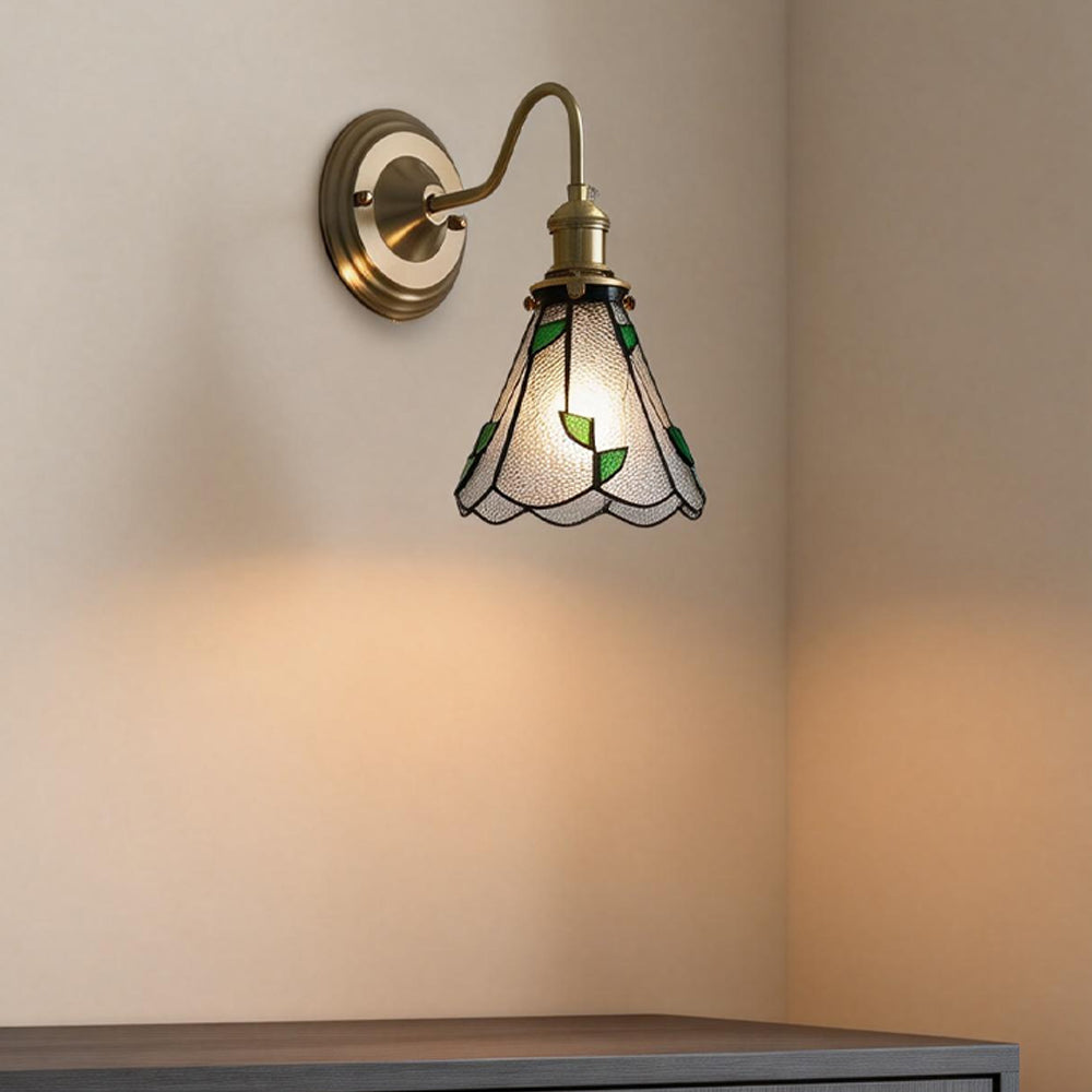 Art Deco Stained Glass Wall Sconce with Copper Finish – Vintage Style Accent Lighting for Hallway, Study Room, Living Room – E27 Socket | Lonoma