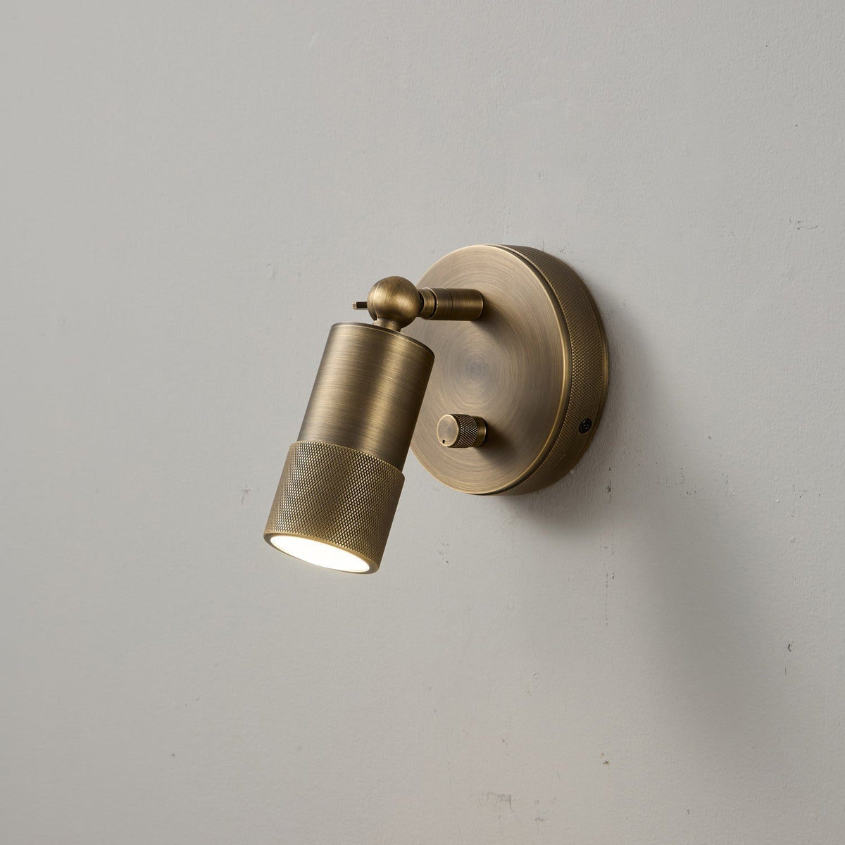 Integrated LED Wall Sconce 6W Brass Metal Warm Light Fixture for Hallway Bedroom Living Room Bathroom Vanity Modern Industrial Accent Light | Lonoma