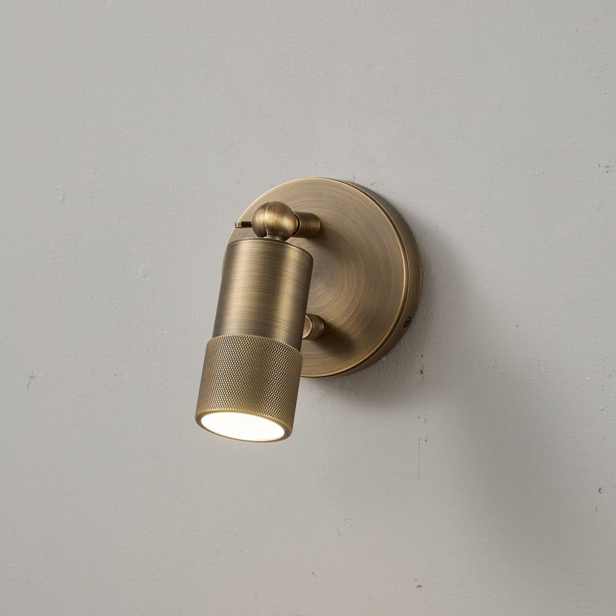 Integrated LED Wall Sconce 6W Brass Metal Warm Light Fixture for Hallway Bedroom Living Room Bathroom Vanity Modern Industrial Accent Light | Lonoma