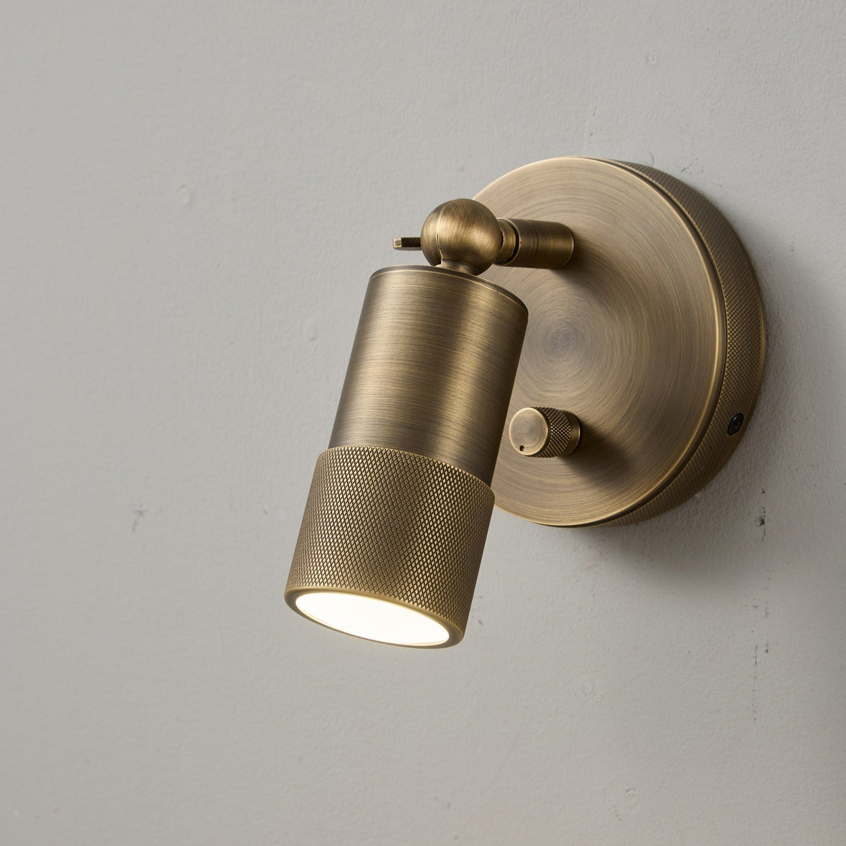 Integrated LED Wall Sconce 6W Brass Metal Warm Light Fixture for Hallway Bedroom Living Room Bathroom Vanity Modern Industrial Accent Light | Lonoma