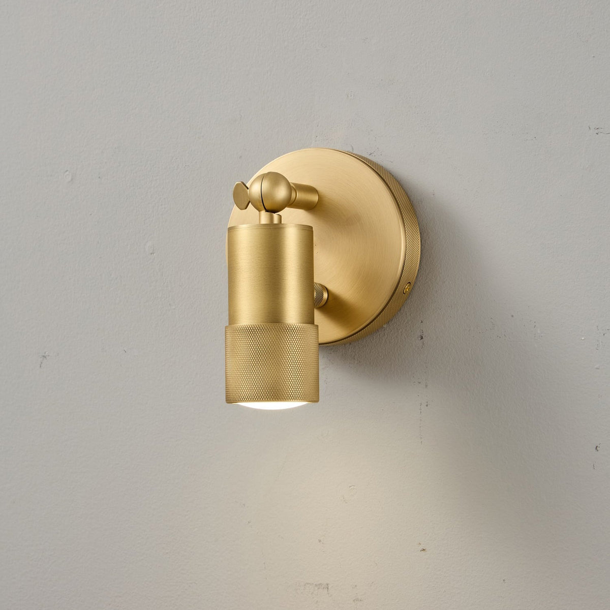 Integrated LED Wall Sconce 6W Brass Metal Warm Light Fixture for Hallway Bedroom Living Room Bathroom Vanity Modern Industrial Accent Light | Lonoma