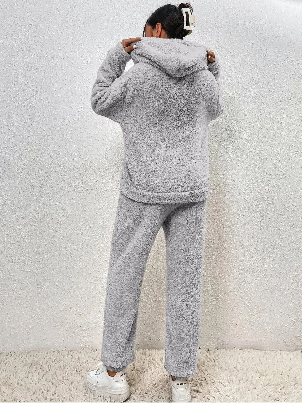 Hooded Fleece Lounge Set Women's Two-Piece Teddy Sweatsuit with Kangaroo Pocket for Winter Cozy Homewear Soft Plush Tracksuit | Lonoma