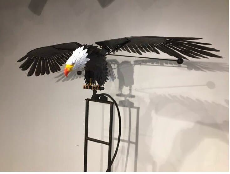 Metal Garden Wind Spinner Bird Sculpture with Moving Wings for Yard Lawn Outdoor Patio Decor Weatherproof Kinetic Art | Lonoma