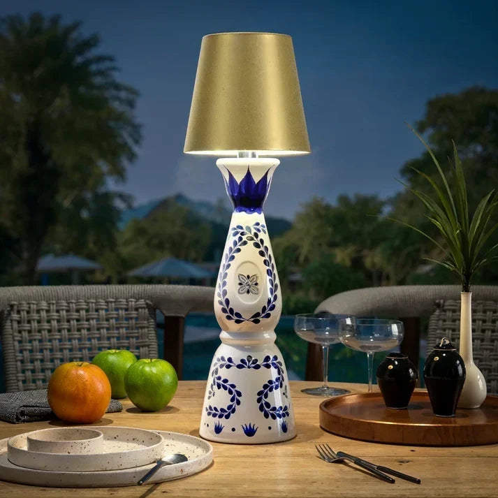 Rechargeable Bottle Light Cap, 3-Level Touch Dimming Cordless LED Wine Bottle Lamp, USB-C Table Lamp for Patio, Party & Home Decor | Lonoma