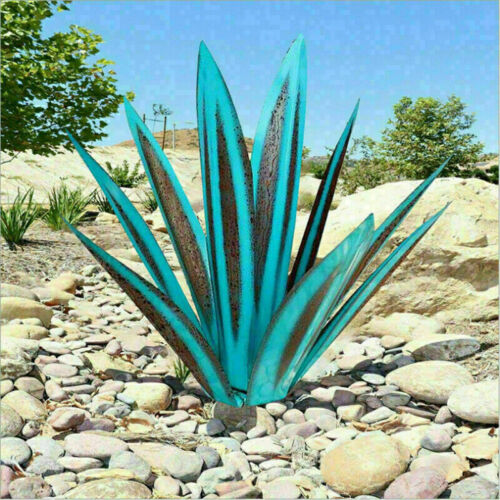 Metal Agave Garden Sculpture Weatherproof Outdoor Yard Art Succulent Statue Desert Plant Decor for Patio Lawn Flower Bed Landscape Accent | Lonoma